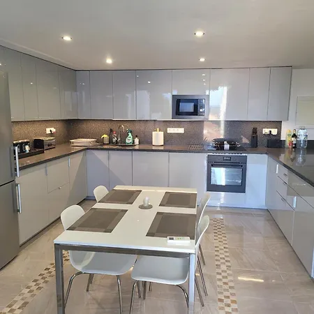 Luxury Sea Views With Pool Appartamento Manilva