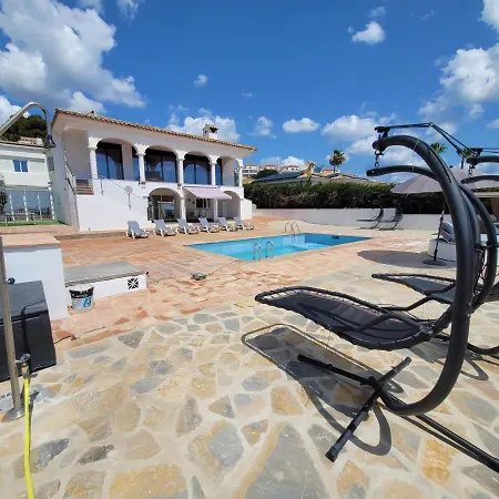Luxury Sea Views With Pool Apartment *